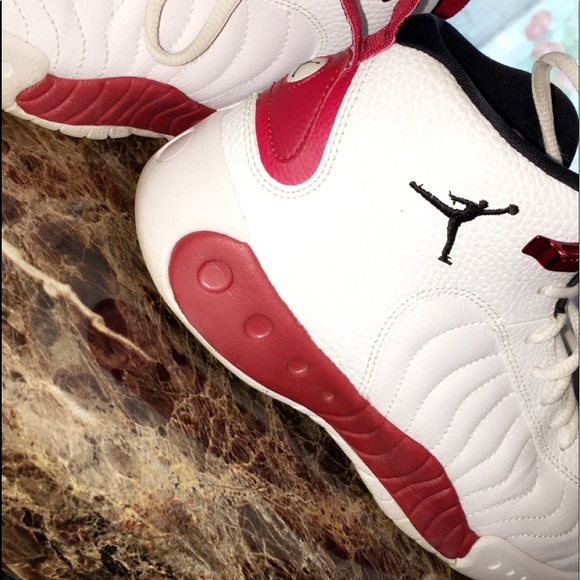 Jordan’s - Picture 2 of 2